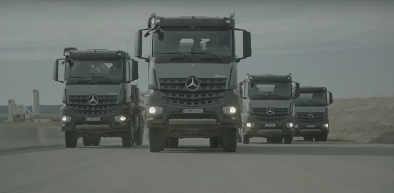 перевозки грузов с Mercedes Actros Loader